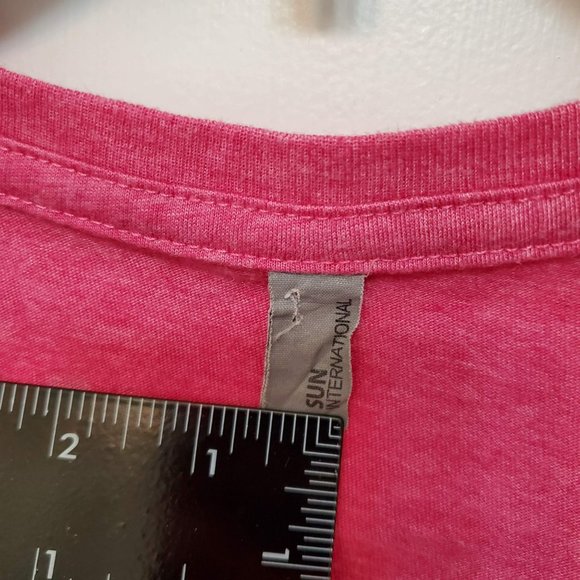 Womens Pink T-Shirt with Embroidered Flowers, Maui in Rhinestones, Size M - Picture 4 of 5